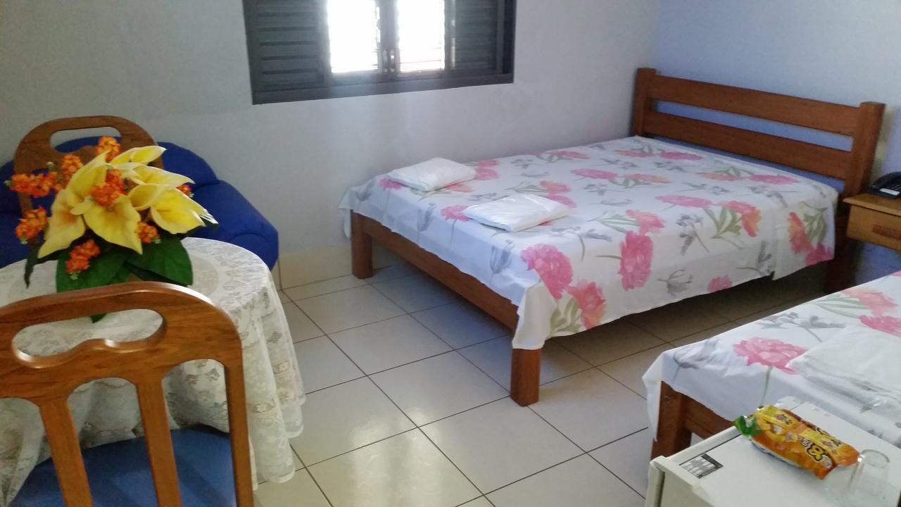 Florenca Hotel Santo Anastacio Luaran gambar